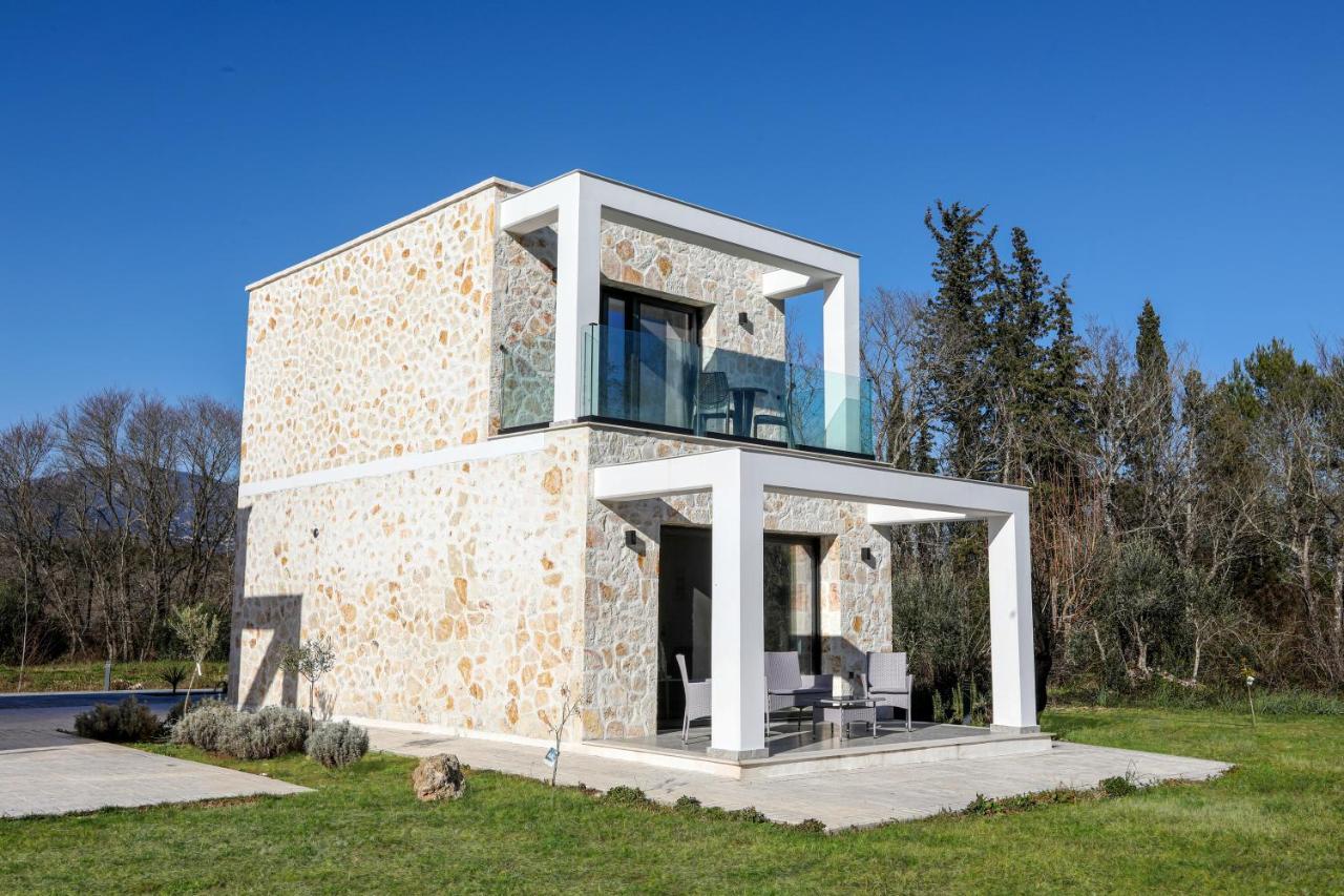 Vilă Rans Luxury & In Corfu With Swimming Pool