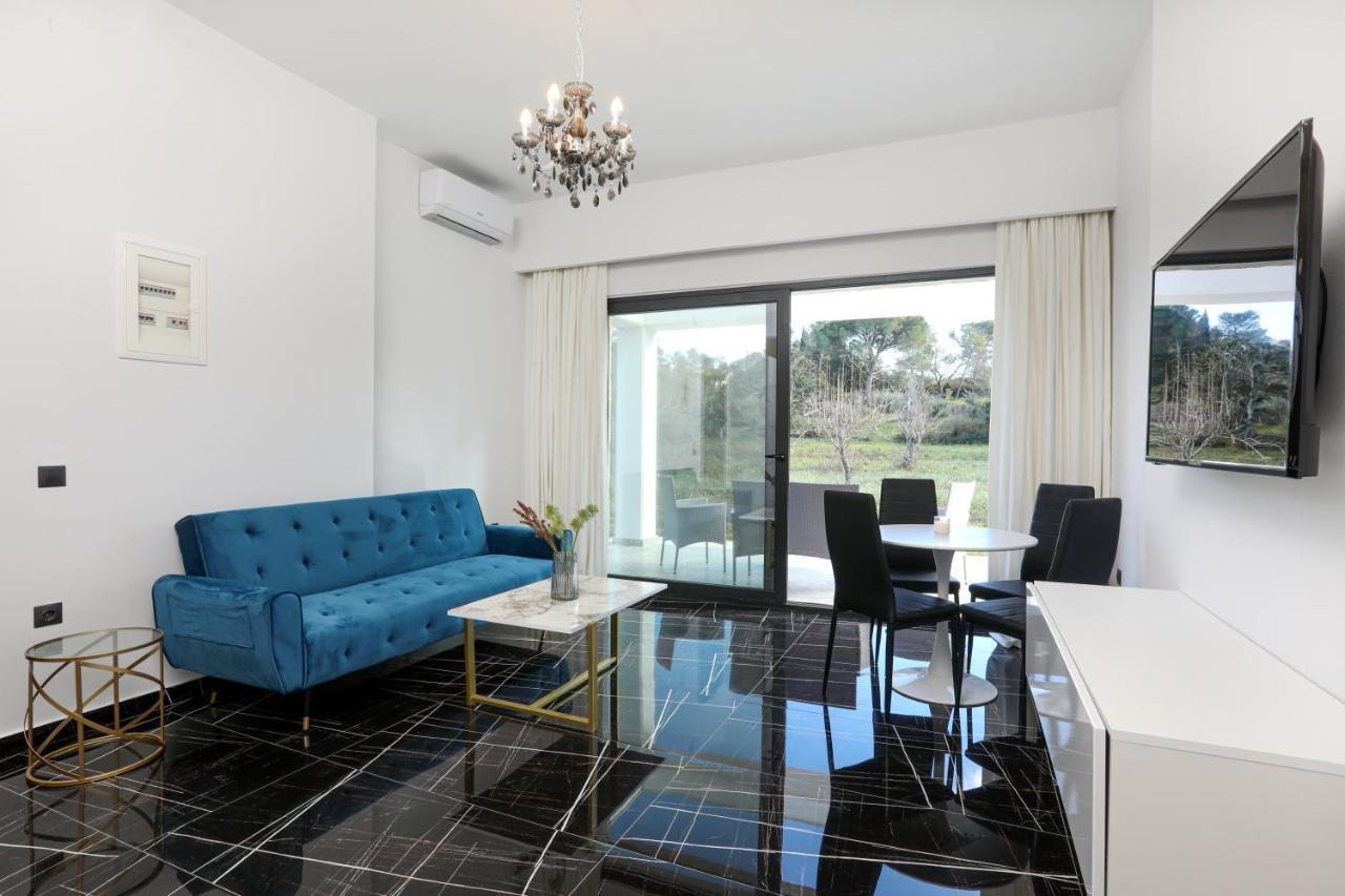 Vilă Rans Luxury & In Corfu With Swimming Pool *