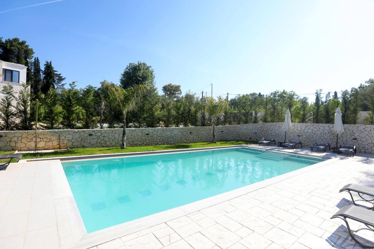 Vilă Rans Luxury & In Corfu With Swimming Pool