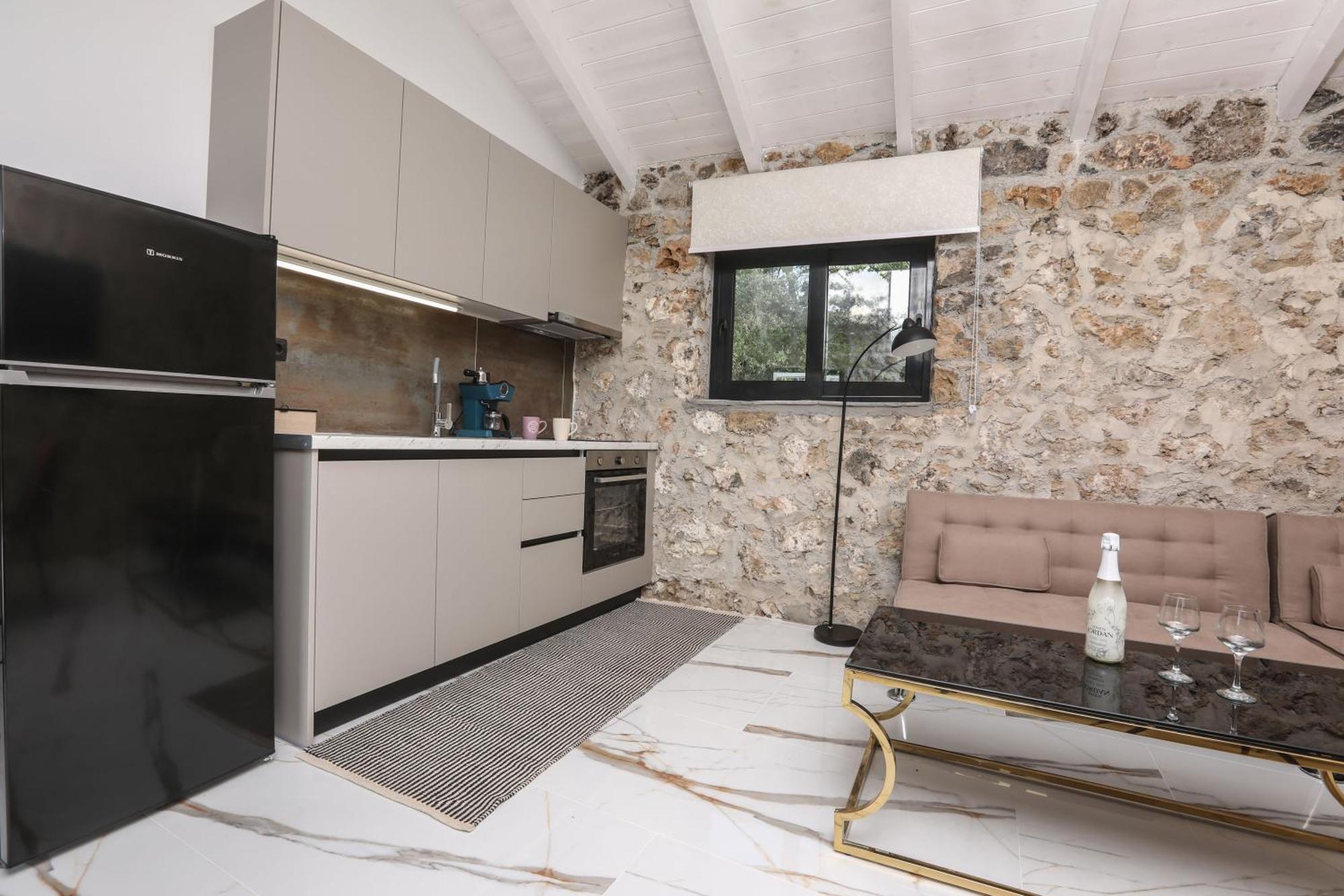 Rans Luxury & In Corfu With Swimming Pool Vilă